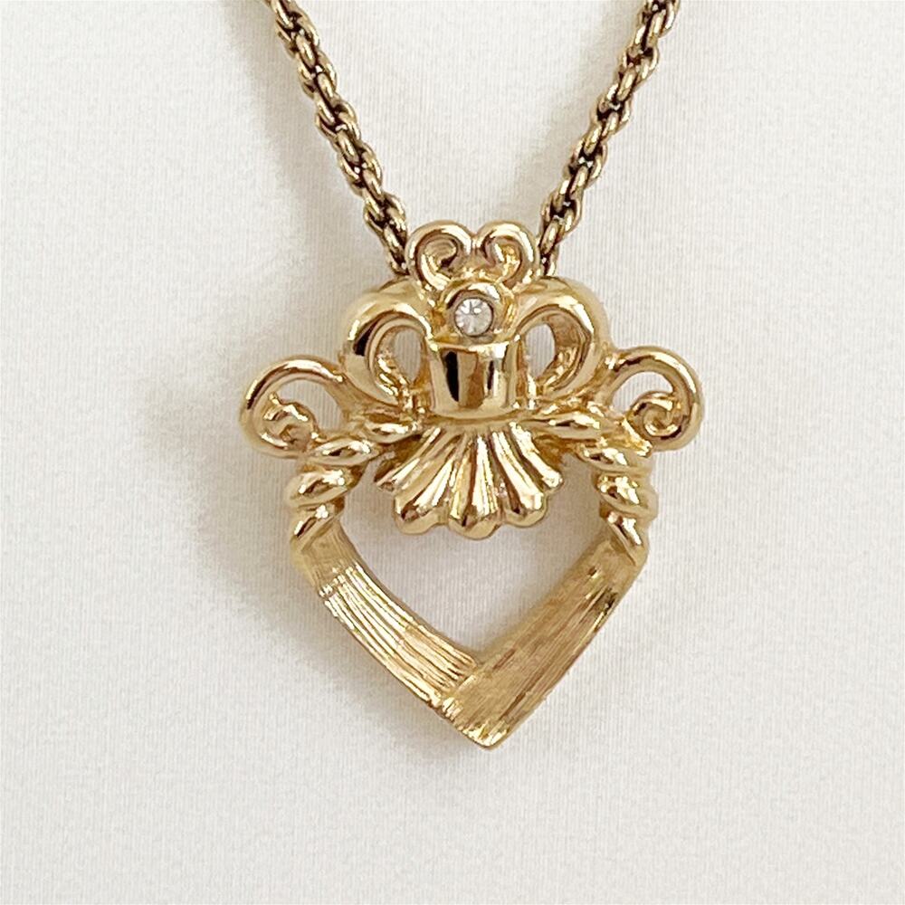 DIOR Vintage Necklace Heart Bow Gold Plated Rhinestone Pendant - Picture 4 of 10